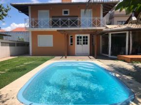 Casa na segunda quadra do Mar da Praia MARISCAL BOMBINHAS